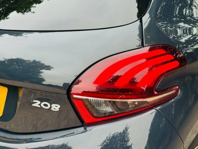 Peugeot 208 Hatchback Black #20