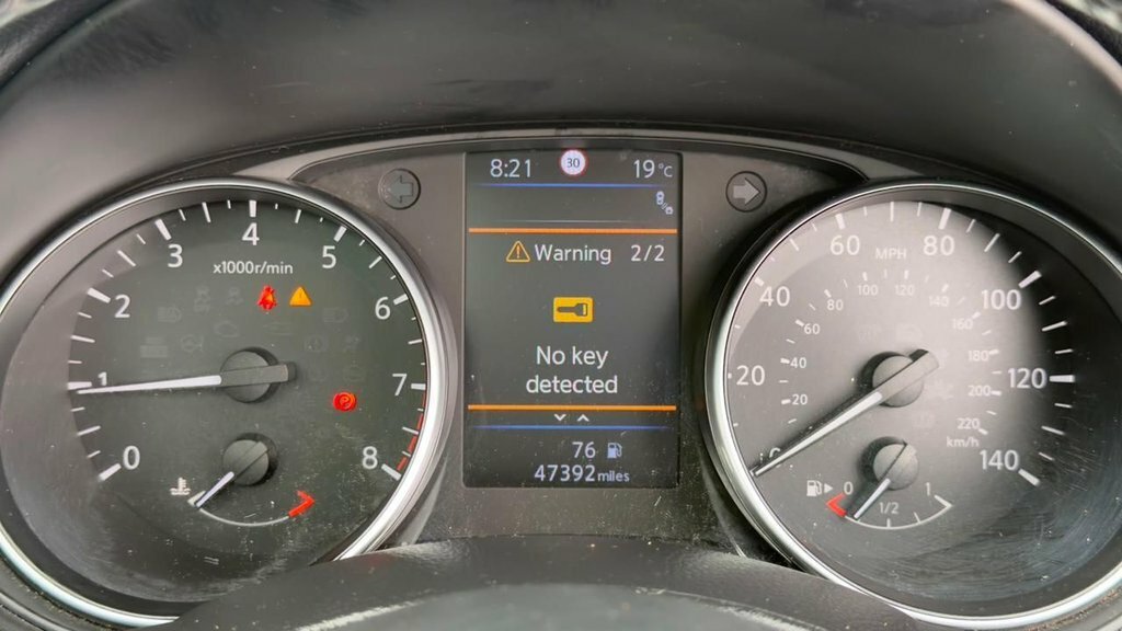 Nissan Qashqai 1.5 Dci 115 Acenta Premium Red #25