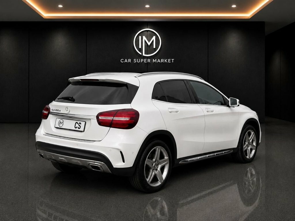 Mercedes-Benz GLA Class 2.1L Amg Line NL18XHR White #4