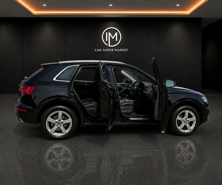 Audi Q5 Black #7