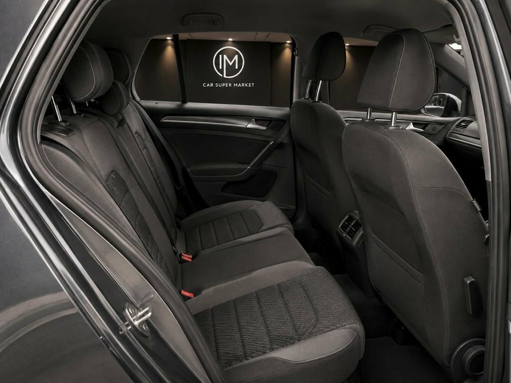 Volkswagen Golf R Blue #28