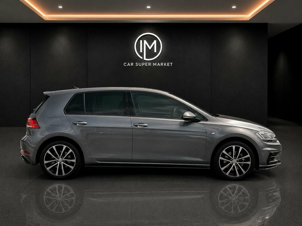 Volkswagen Golf R Blue #7