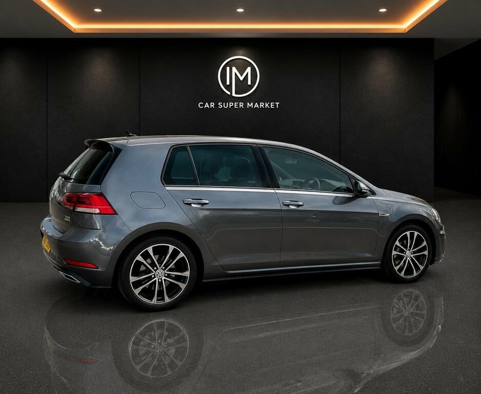Volkswagen Golf R Blue #16