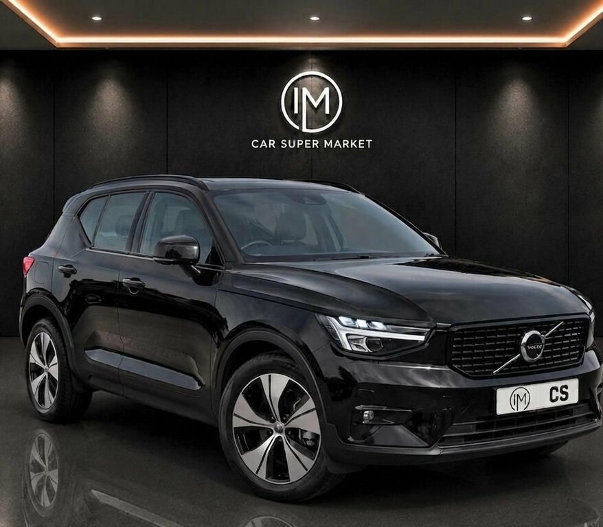 Volvo XC40 1.5L Plus Black #2