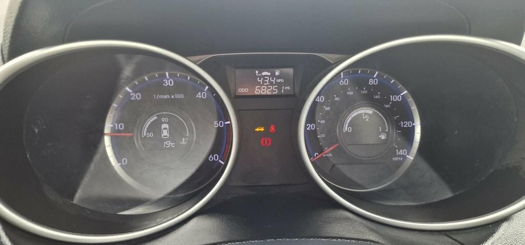 Hyundai Ix35 1.7 Crdi Go White #23