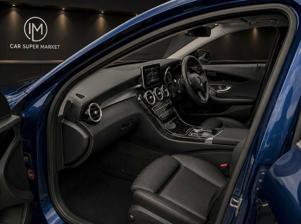 Mercedes-Benz C Class Amg Line Blue #17