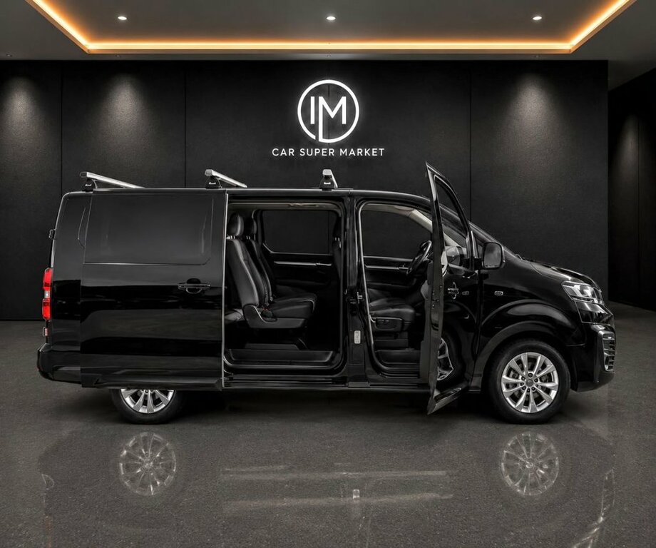 Vauxhall Vivaro 2L Elite Black #4