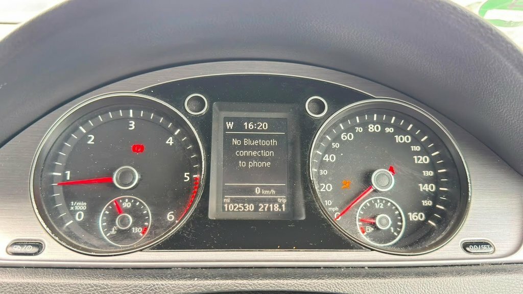 Volkswagen Passat Estate Grey #24