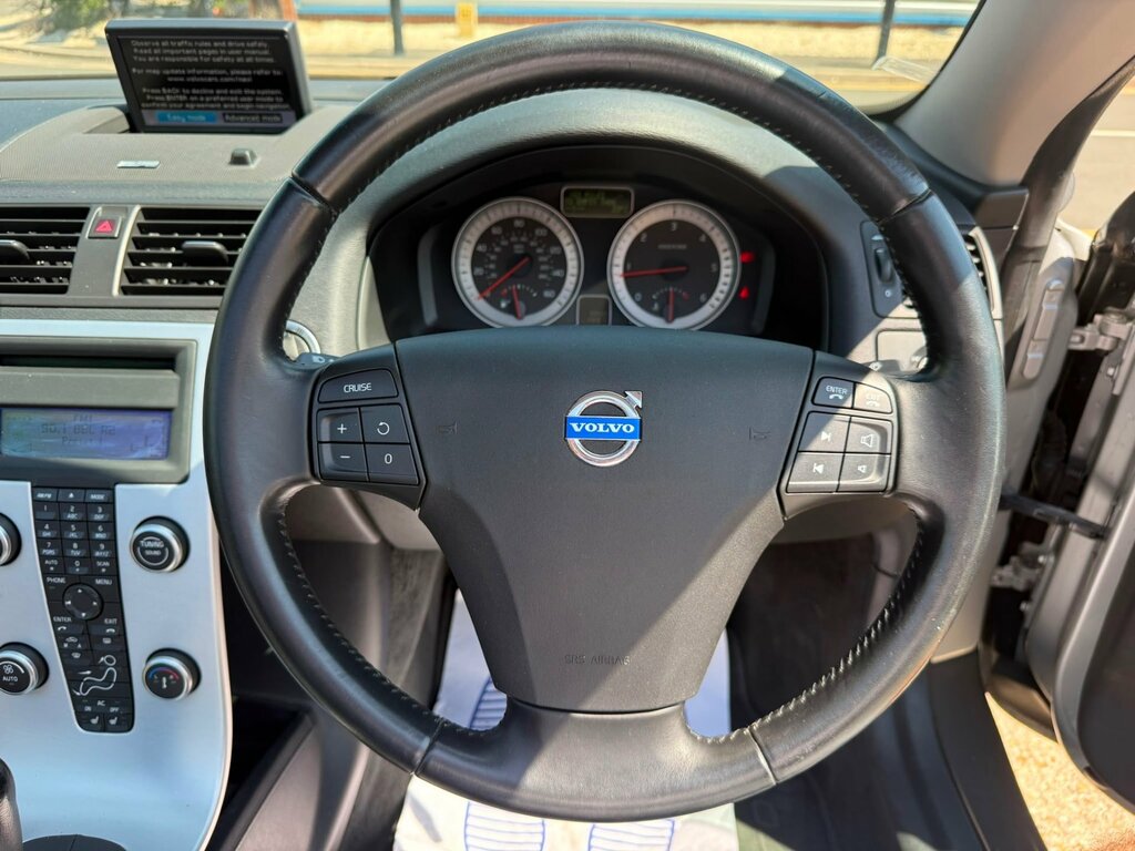 Volvo C70 Convertible White #36