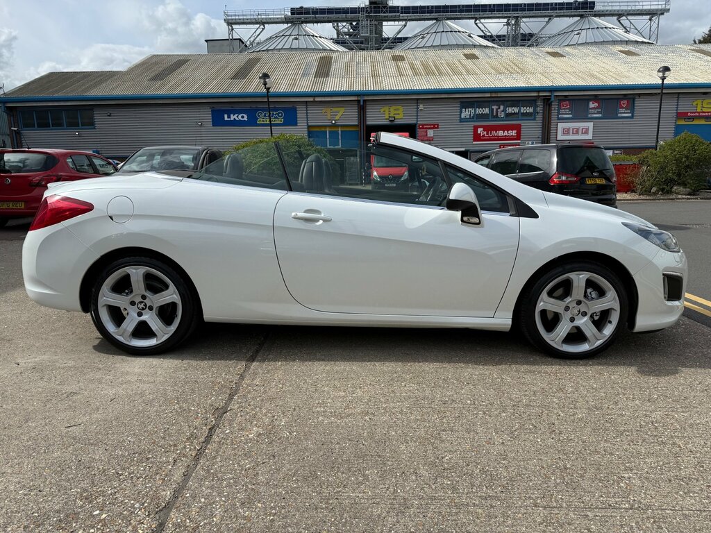 Peugeot 308 CC 1.6 Thp Allure Convertible Euro White #3