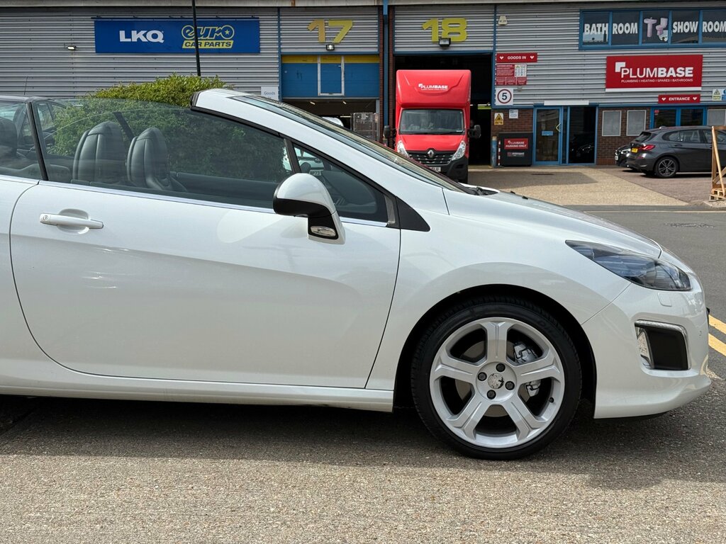 Peugeot 308 CC Cc Se Hdi 2-Door Black #29