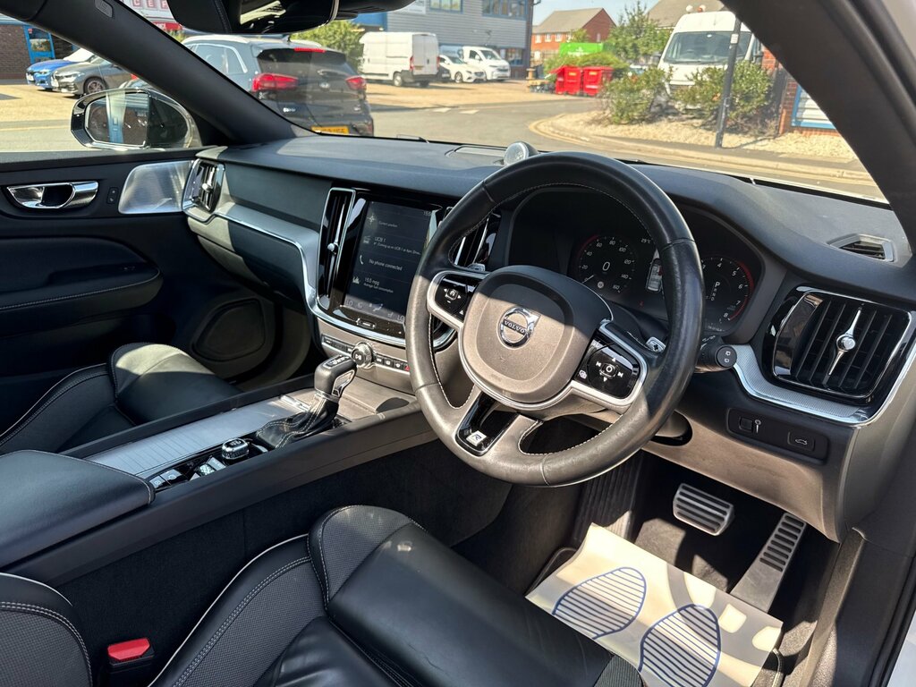 Volvo V60 D4 R-design #58