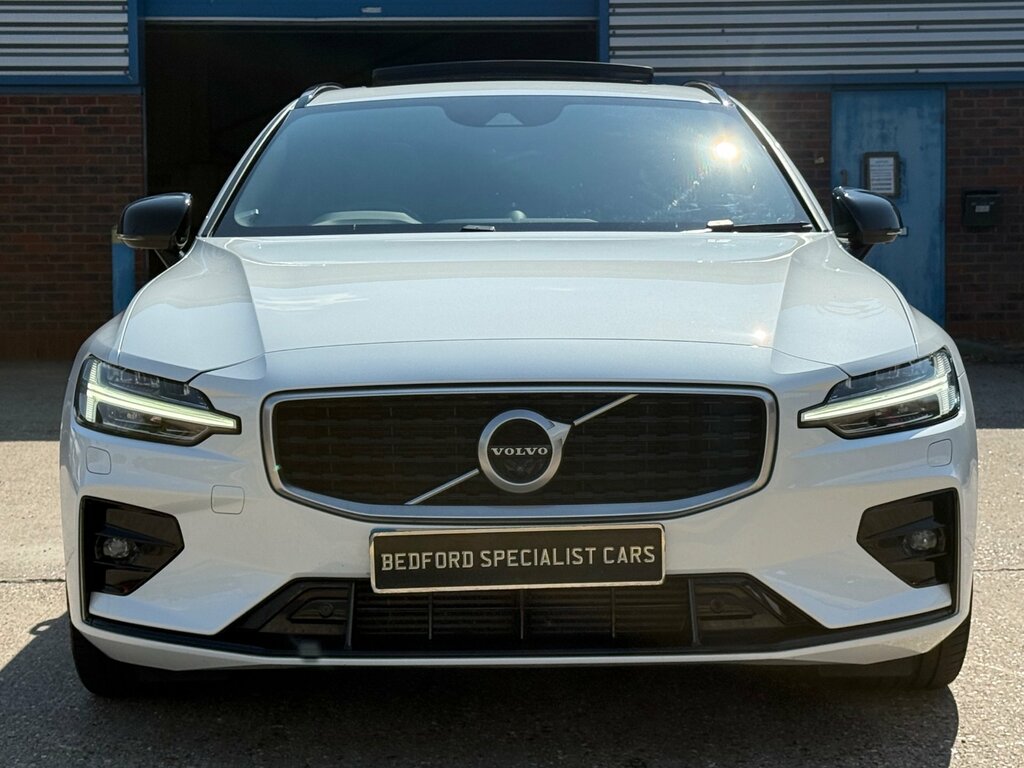 Volvo V60 2.0 T5 R-design Pro Estate Euro 6 White #2