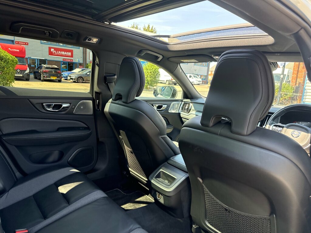 Volvo V60 D4 R-design #60