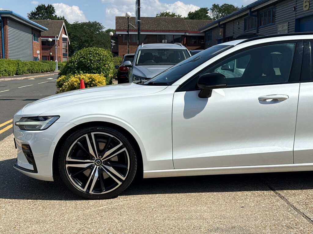 Volvo V60 D4 R-design #25