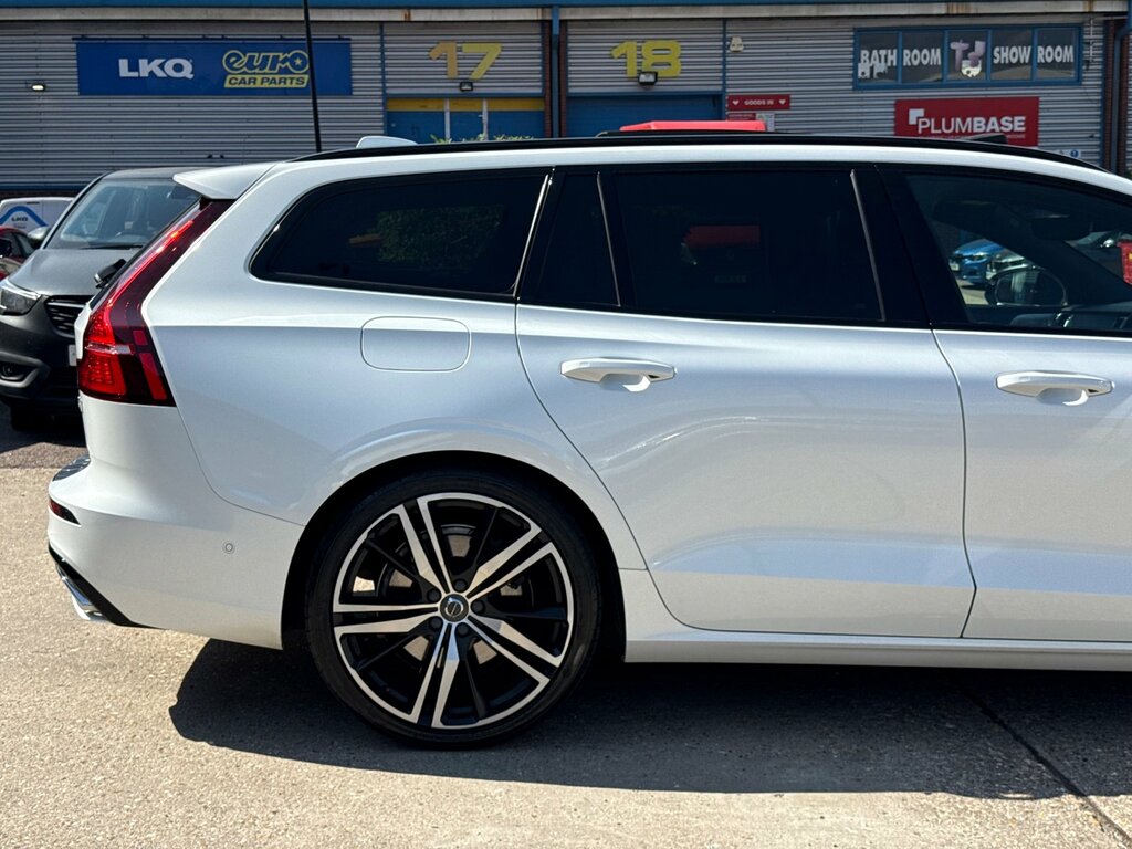 Volvo V60 D4 R-design #26