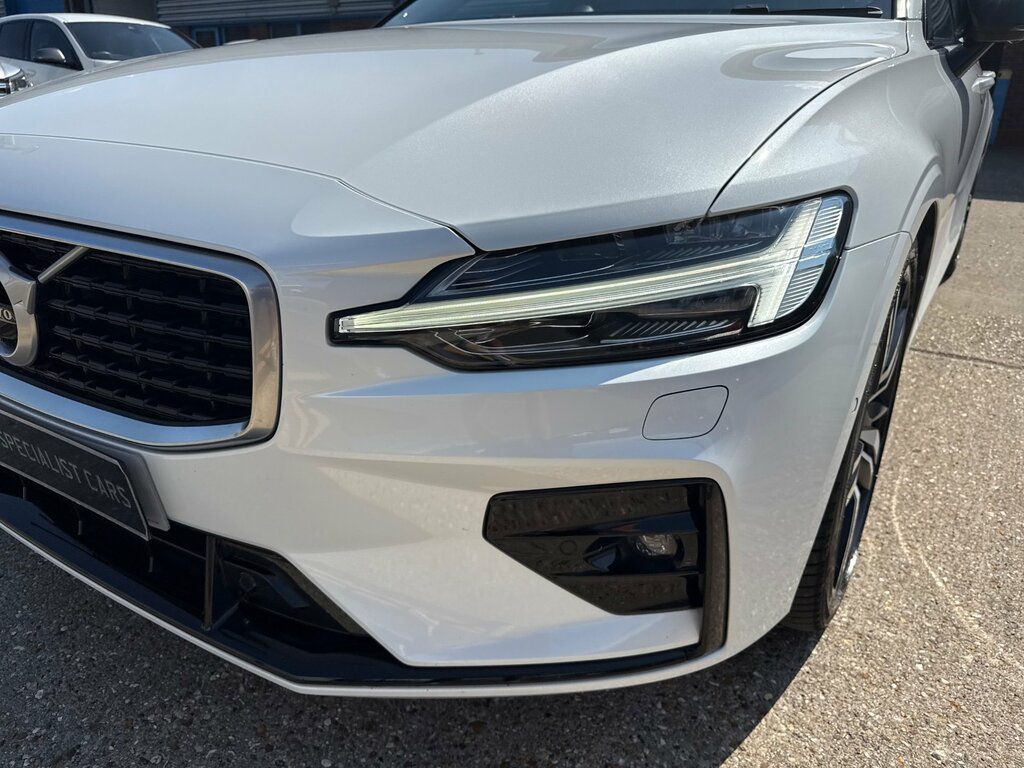 Volvo V60 D4 R-design #11