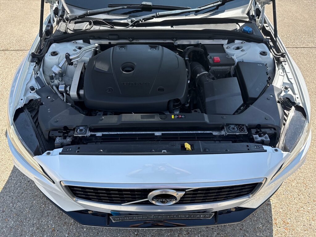 Volvo V60 D4 R-design #35