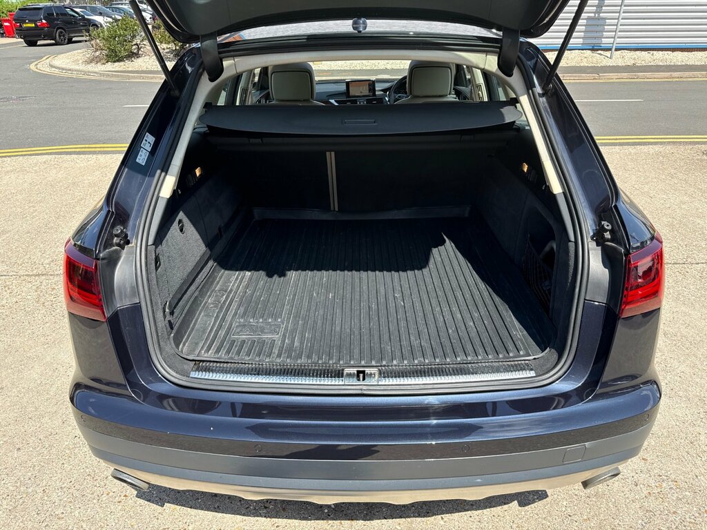 Audi A6 Allroad Bitdi V6 Black #64