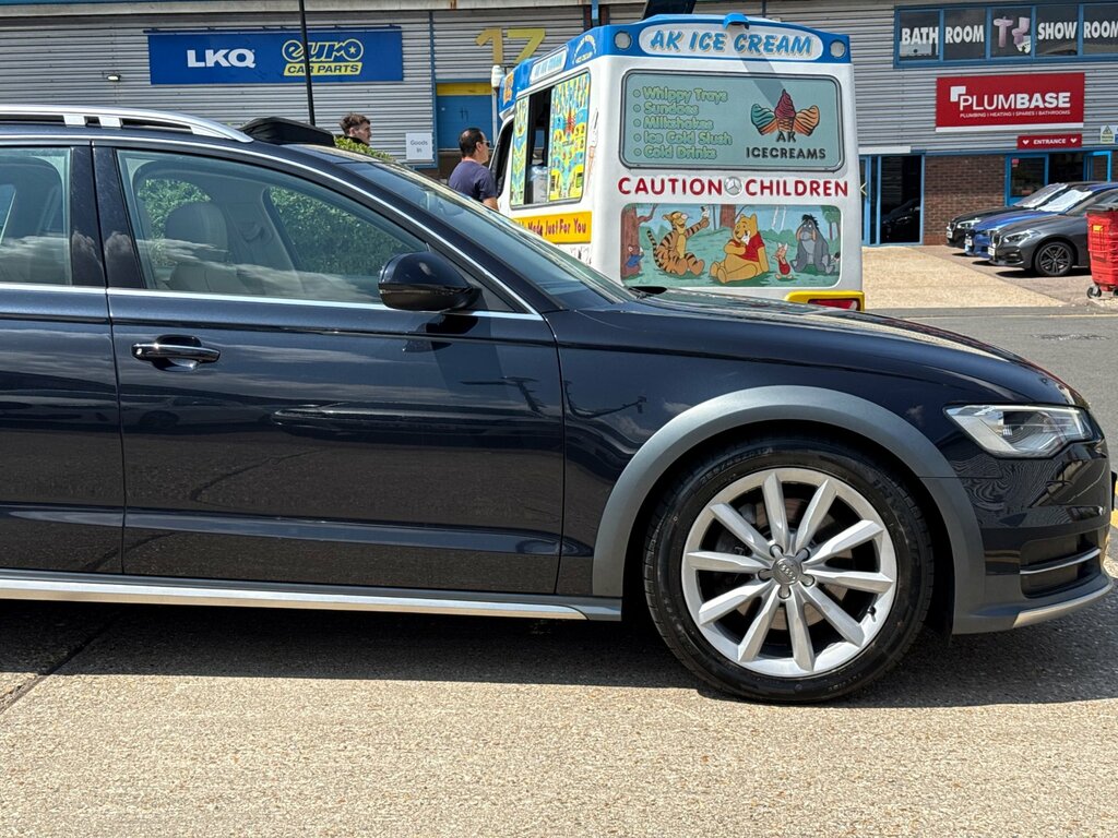 Audi A6 Allroad Bitdi V6 Black #25