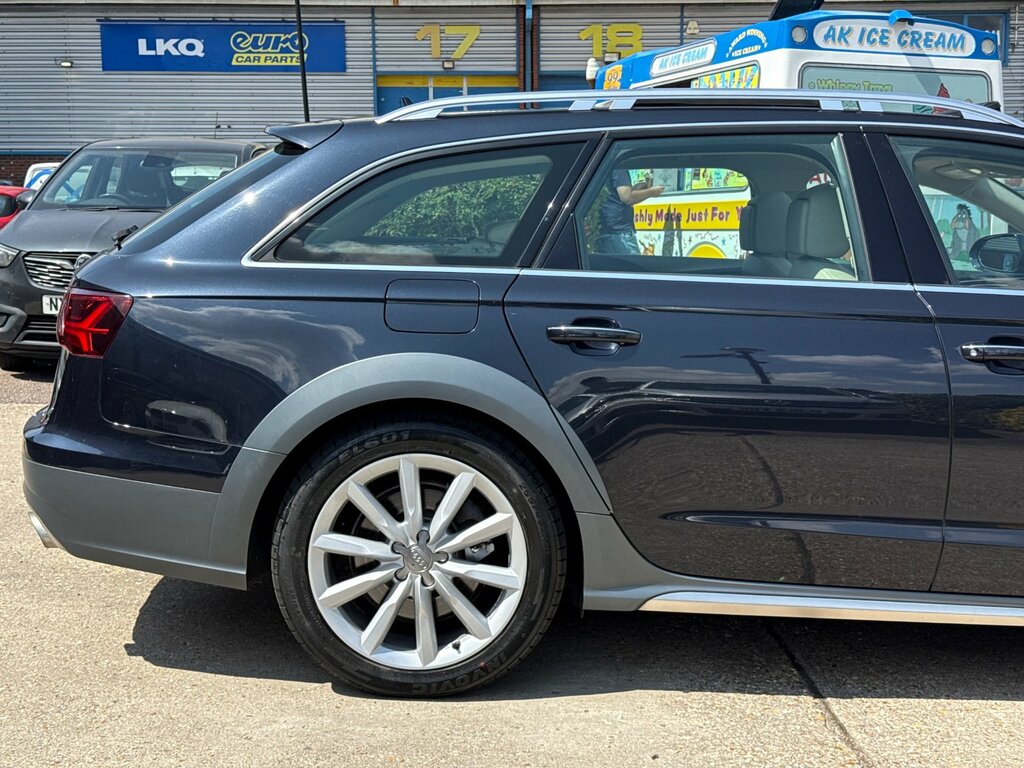 Audi A6 Allroad Bitdi V6 Black #24