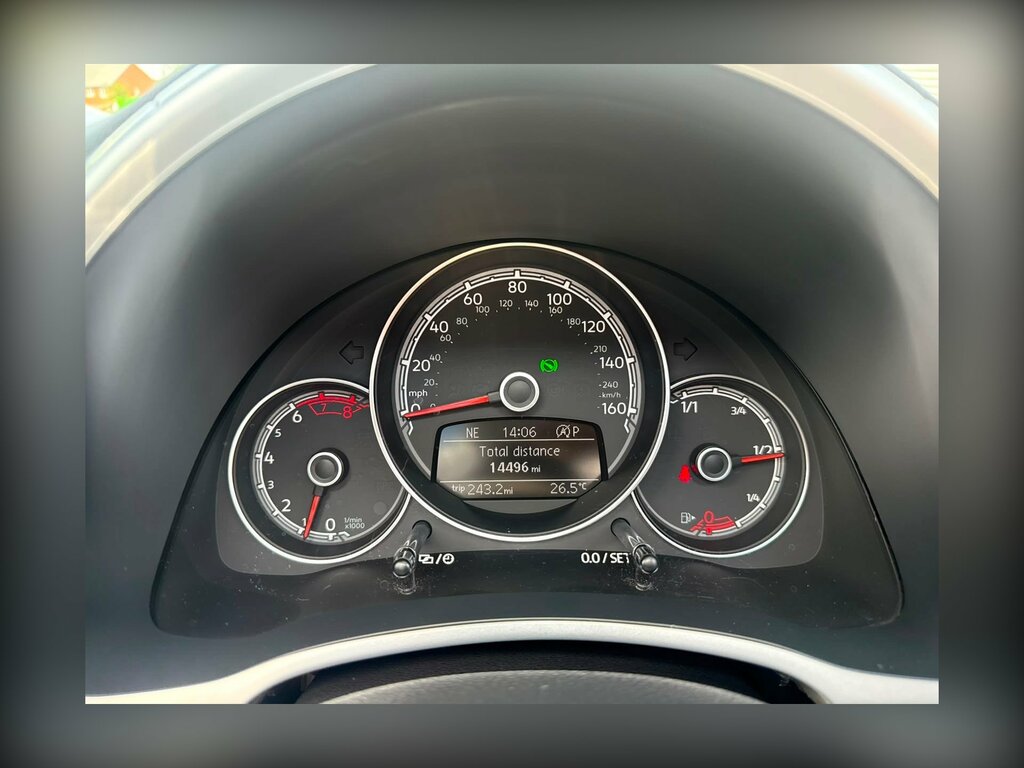 Volkswagen Beetle Beetle Design Tsi Bluemotion Technology S-a Silver #28