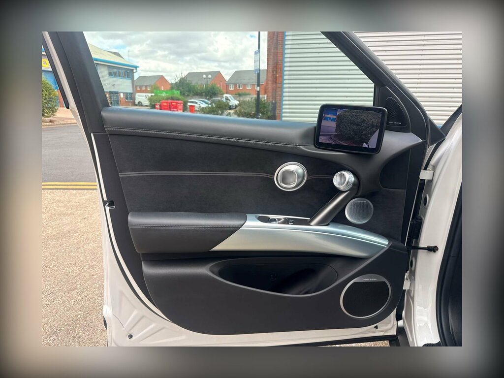 Genesis GV60 77.4Kwh Premium Suv 229 Ps White #13