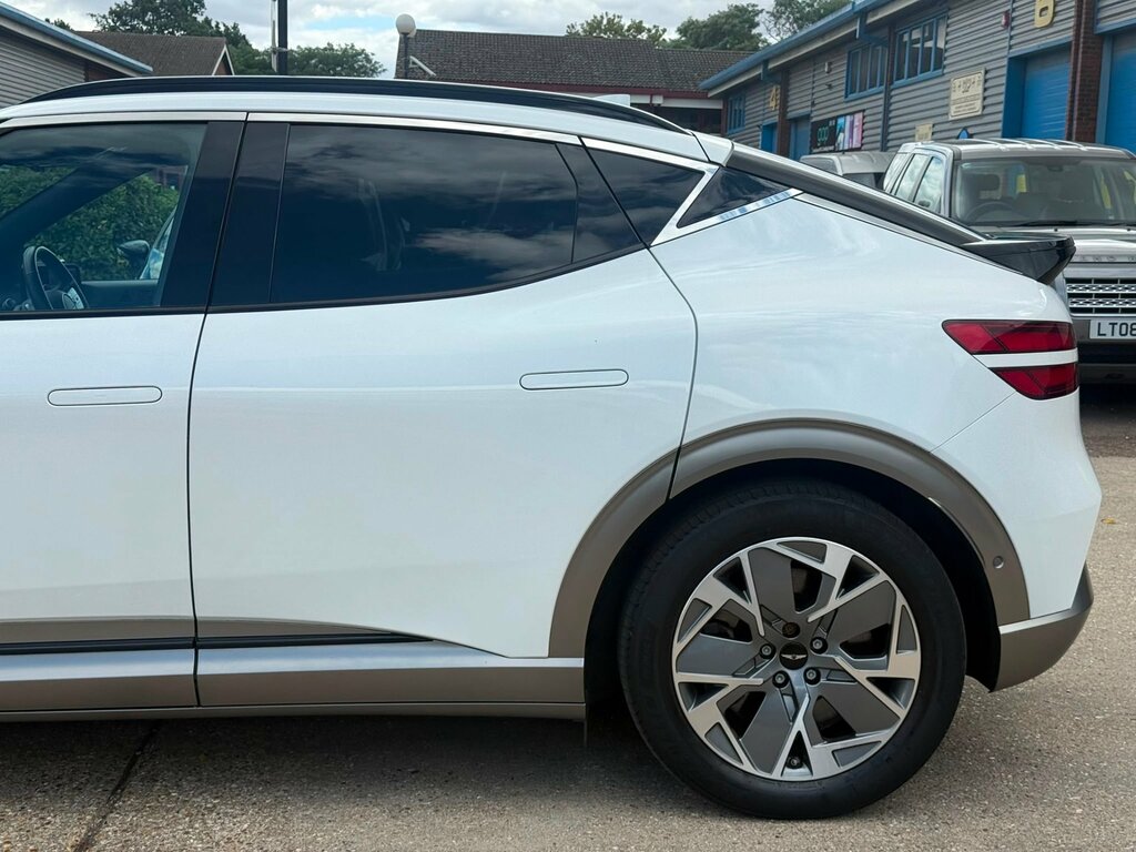 Genesis GV60 77.4Kwh Premium Suv 229 Ps White #54