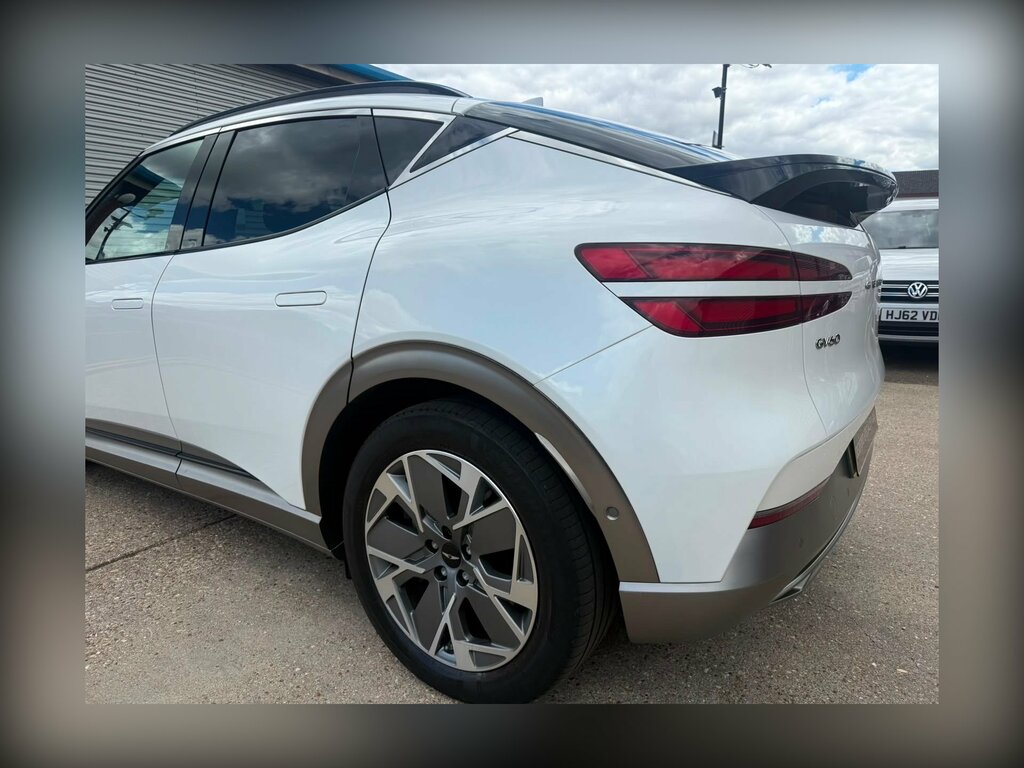 Genesis GV60 77.4Kwh Premium Suv 229 Ps White #63