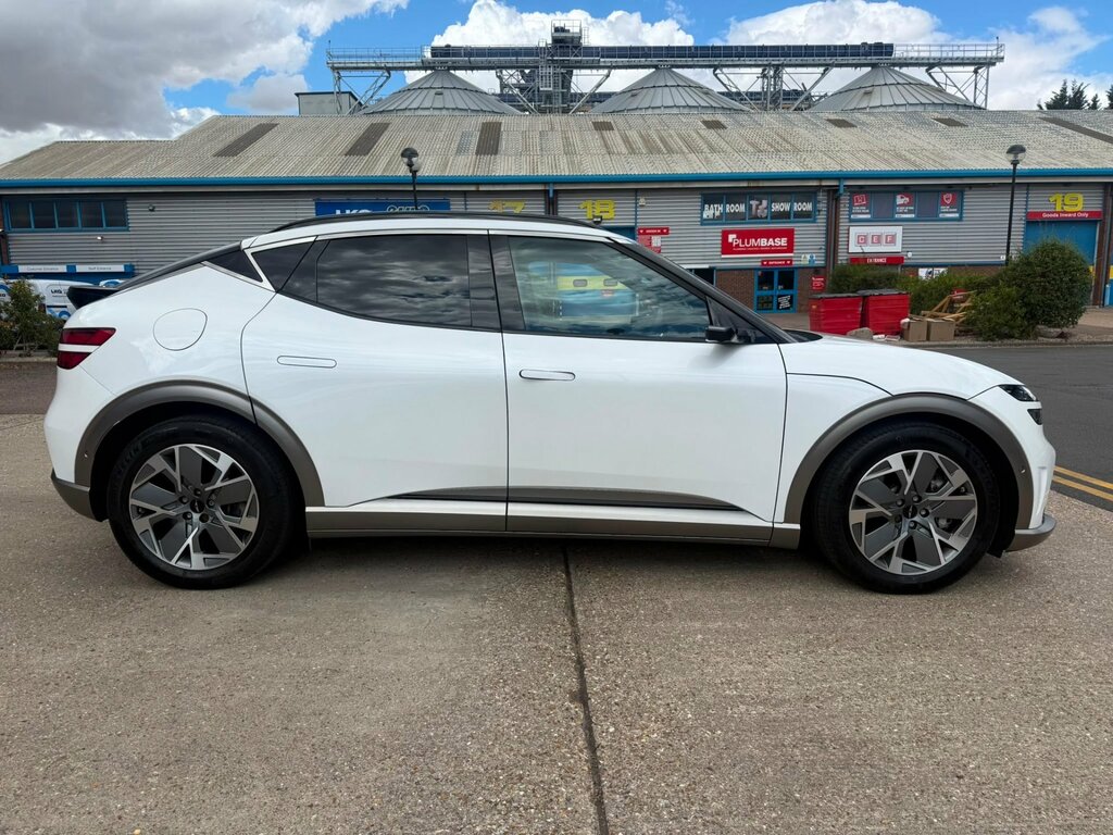 Genesis GV60 77.4Kwh Premium Suv 229 Ps White #8