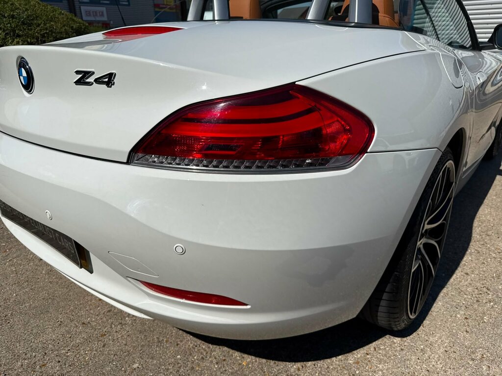 BMW Z4 Z4 Sdrive23i Red #31