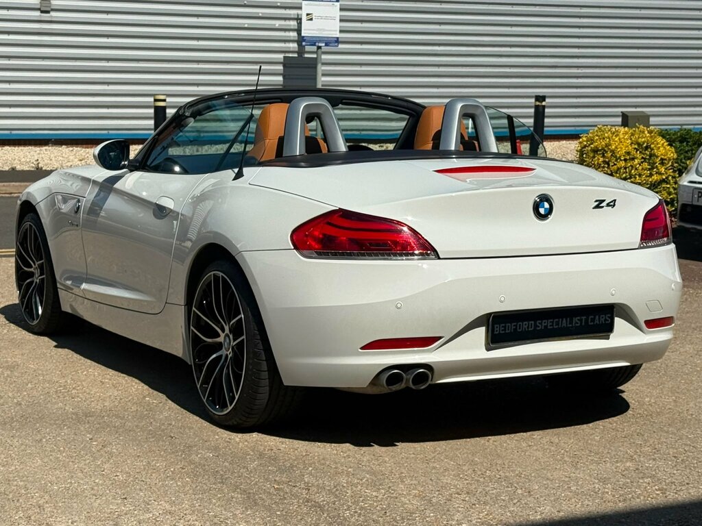 BMW Z4 2.5 23I Convertible Sdrive Euro White #4