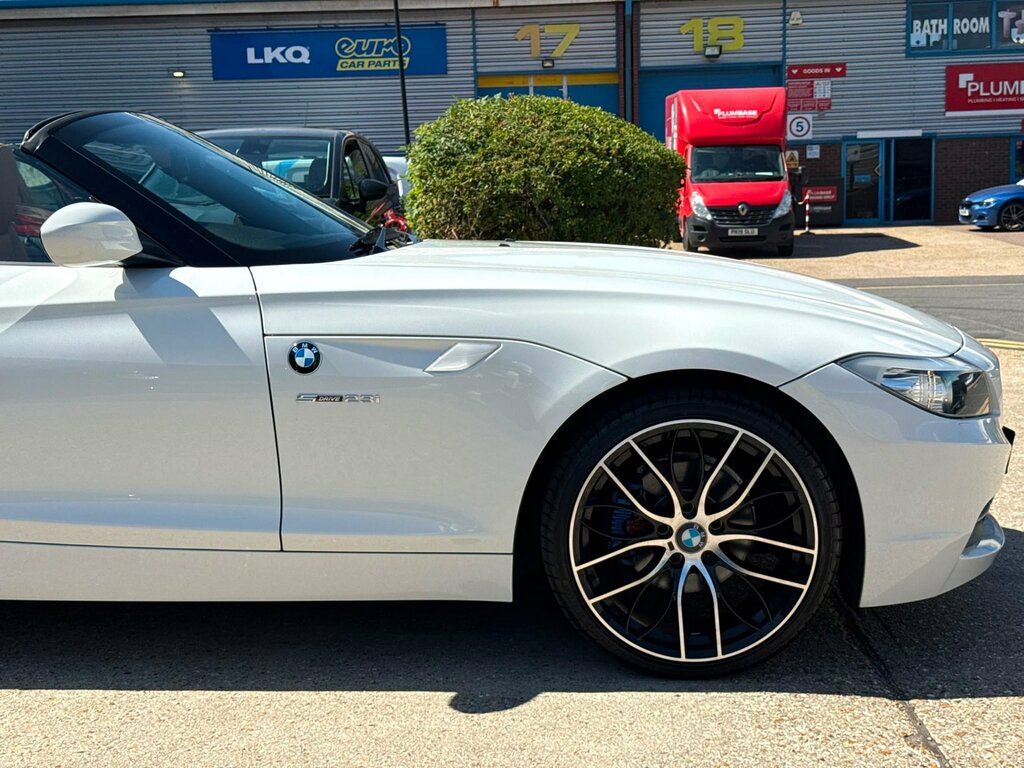 BMW Z4 Z4 Sdrive23i Red #24