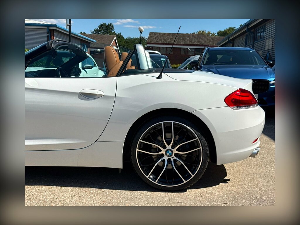 BMW Z4 Z4 Sdrive23i Red #25