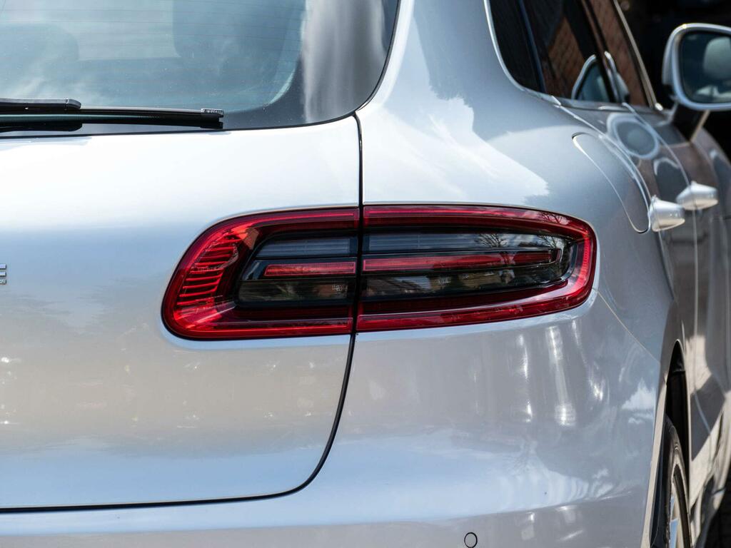 Porsche Macan Suv 3.6T V6 Turbo Pdk 4Wd Euro 6 Ss 20141 White #15