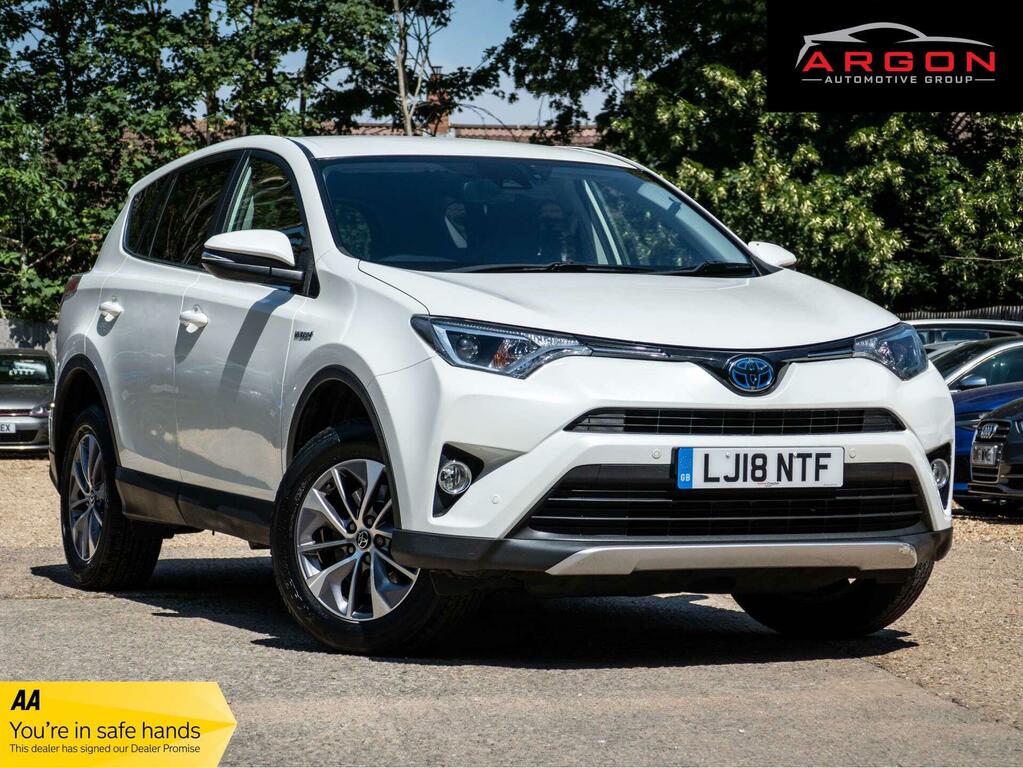 Toyota Rav 4 Icon White