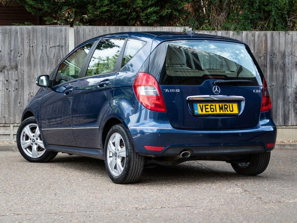 Mercedes-Benz A Class 1.5 A160 Blueefficiency Classic Se 95 Bhp Grey #2