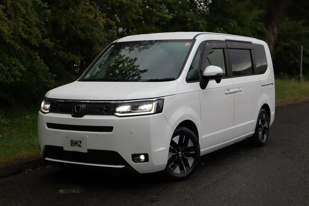 Honda StepWagon Mpv White #23