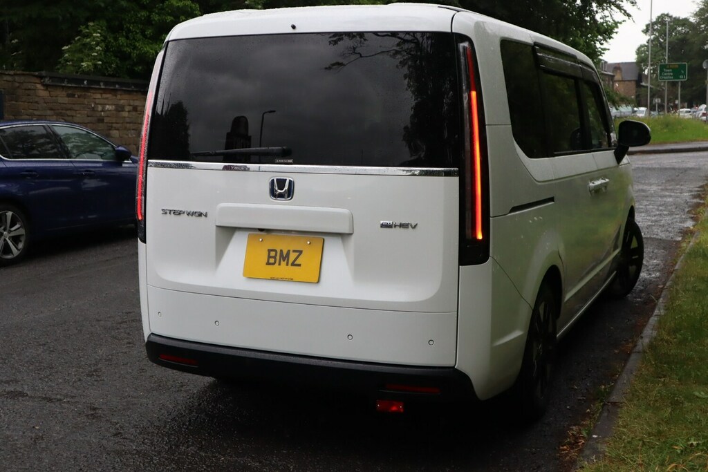 Honda StepWagon Mpv White #22