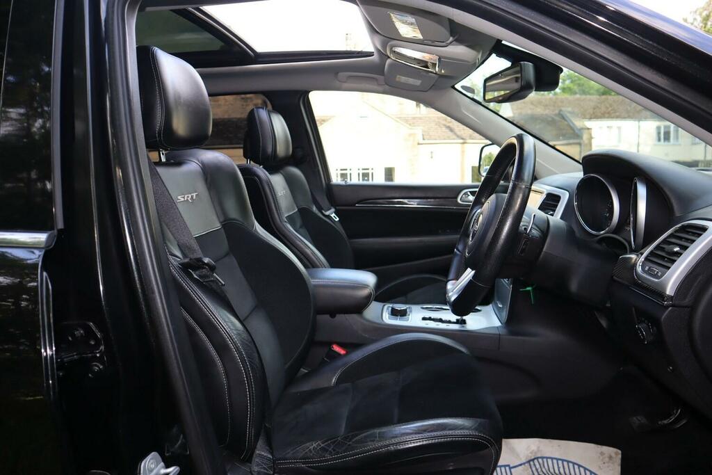 Jeep Grand Cherokee Black #9