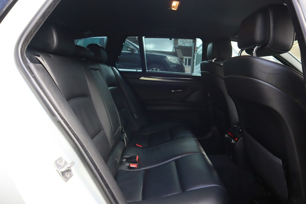 BMW 5 Series 2.0 520D Grey #10