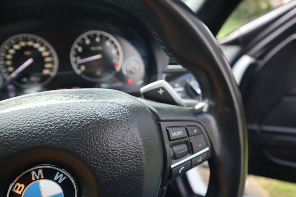 BMW 5 Series 2.0 520D Grey #19