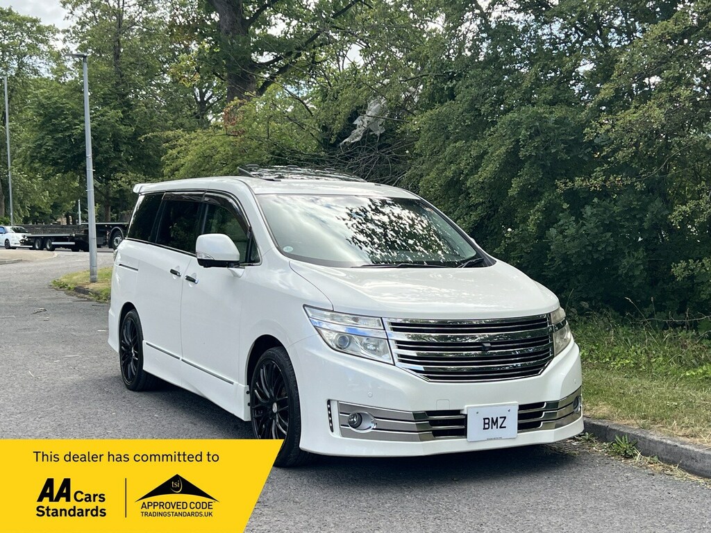 Nissan Elgrand 350 3.5 V6 Autec Rider Premium Pack 7S E5 White