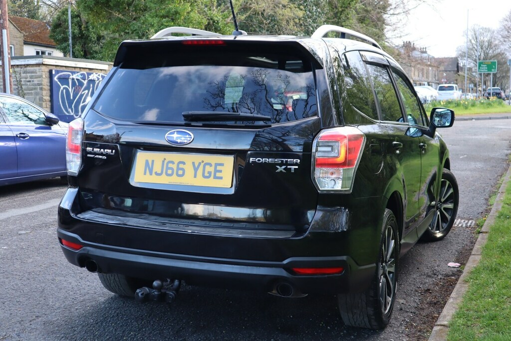 Subaru Forester I Xe Premium White #22