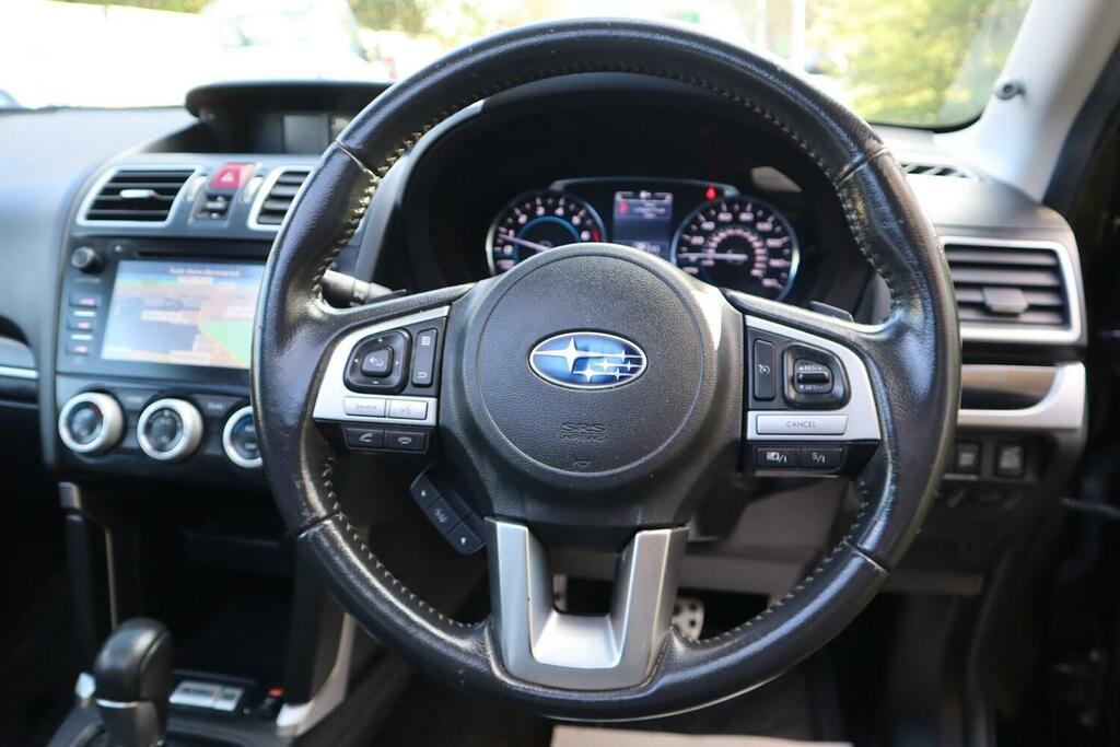 Subaru Forester I Xe Premium White #15