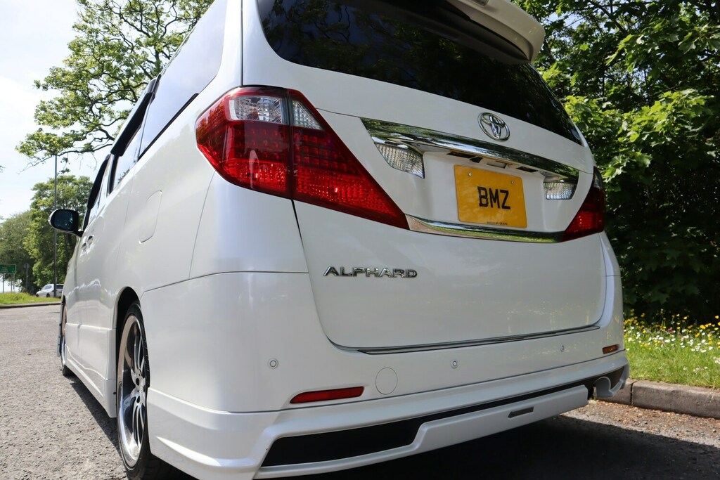Toyota Alphard 240X Fresh Import Carplay Bimta Cert 2.4 White #25