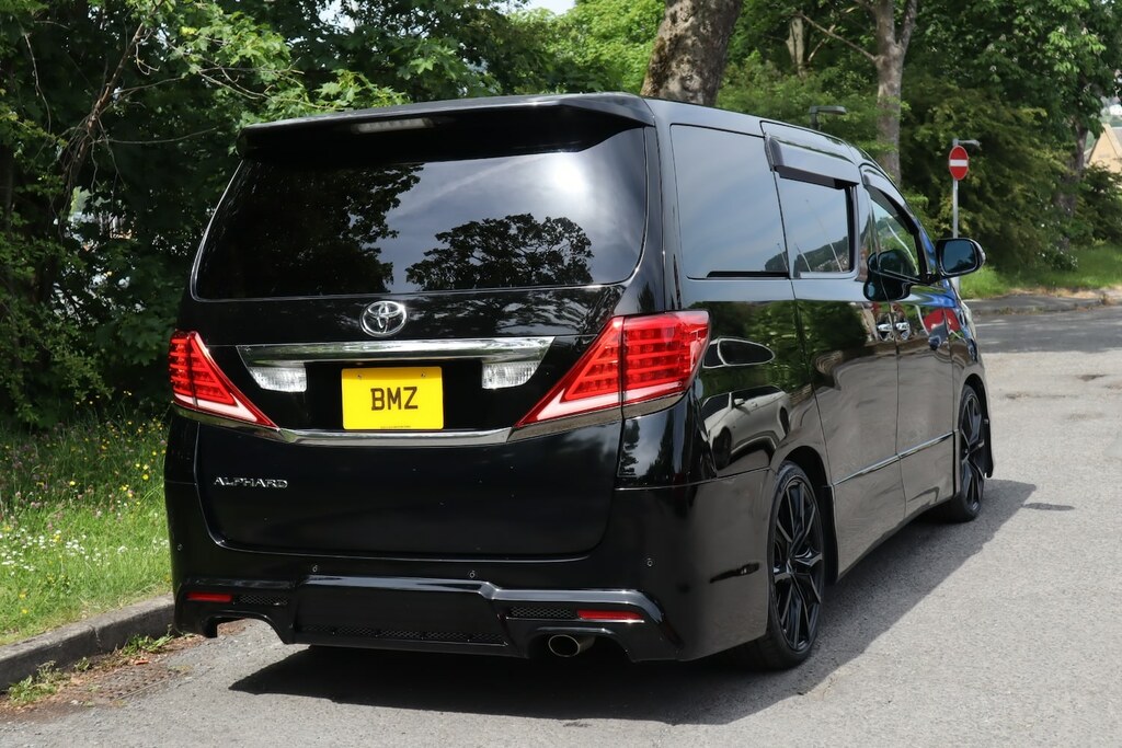 Toyota Alphard 240 2.4 Edition S 4Wd 8S Admiration Kit Black #3