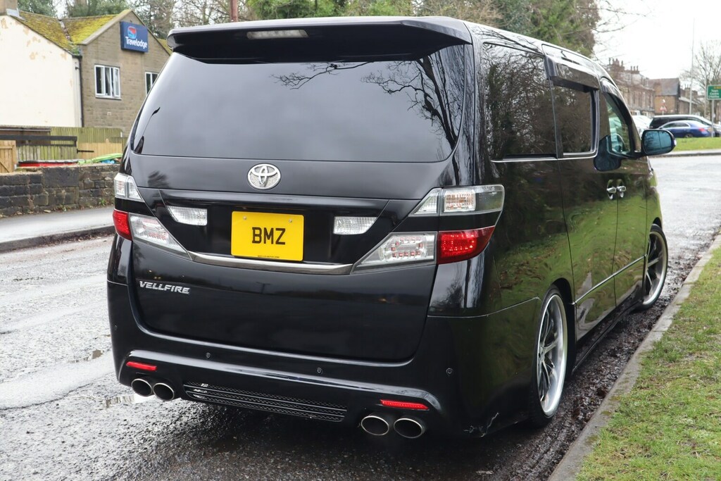 Toyota Vellfire 2.4 Auto 5d Black #25