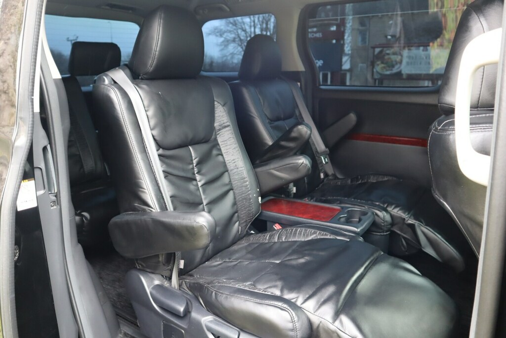 Toyota Vellfire 2.4 Auto 5d Black #10