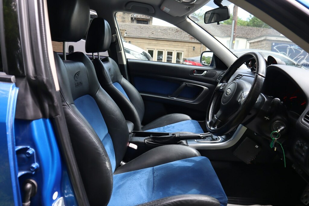 Subaru Legacy R Grey #10